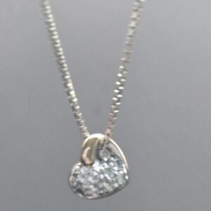 Elegant Silver Heart Pendant Necklace